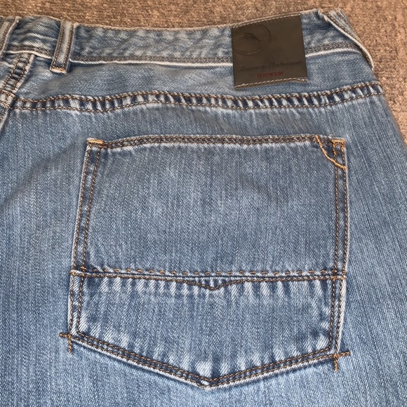 Tommy Bahama Jeans - Picture 3 of 10